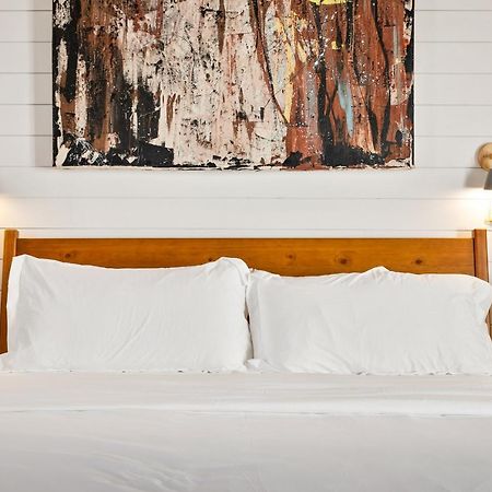 Boutique Room Steps From Downtown Mall Rose Jean - Room 4 Charlottesville Eksteriør bilde