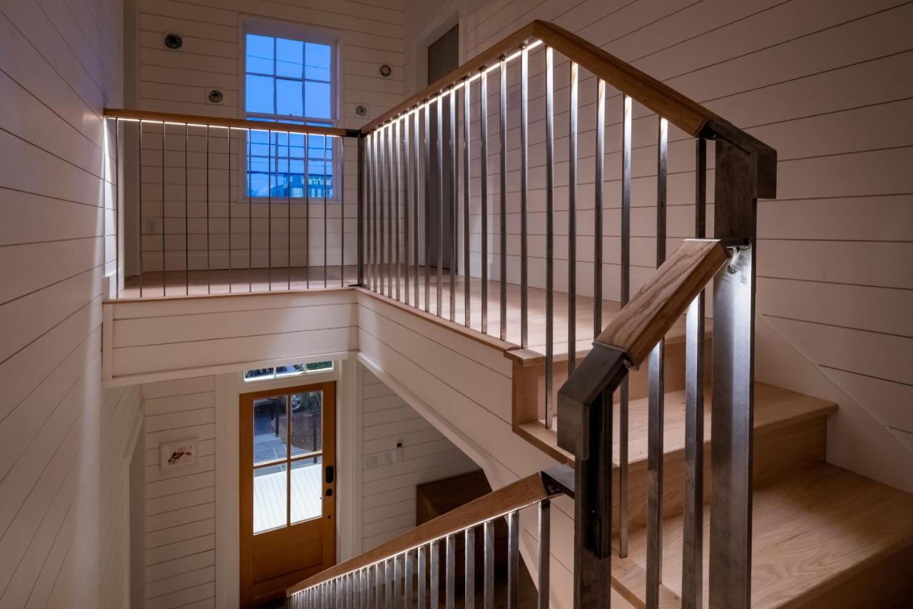 Boutique Room Steps From Downtown Mall Rose Jean - Room 4 Charlottesville Eksteriør bilde