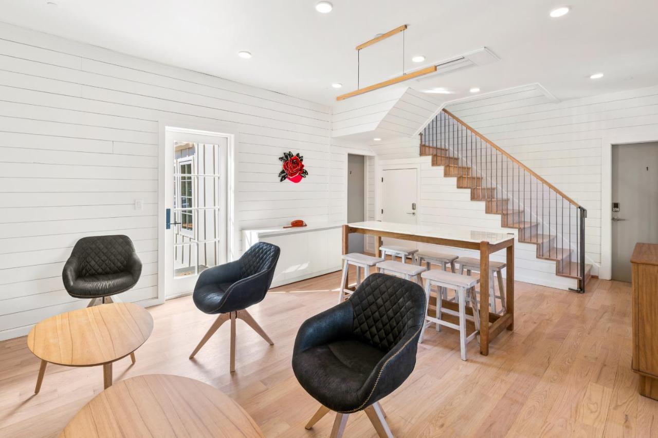 Boutique Room Steps From Downtown Mall Rose Jean - Room 4 Charlottesville Eksteriør bilde